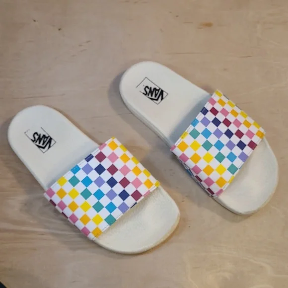 Vans La Costa Rainbow Checkerboard Multicolored Youth Flip-Flops Sandals - Picture 2 of 10